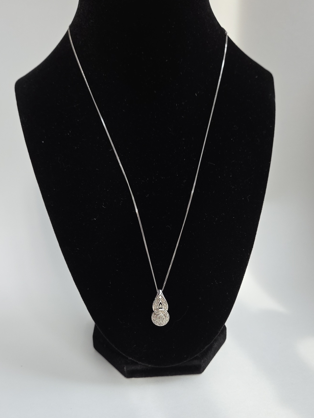 20" Sterling Silver 925 Crystal Hali Pendant Necklace - Italy